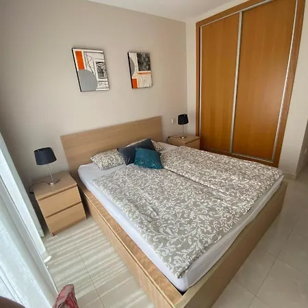 Sotoserena - Urbanization With Swimming Pools And Gym Apartment Estepona