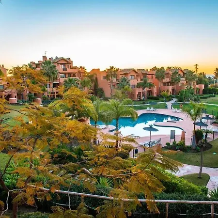 Апартаменты Sotoserena - Urbanization With Swimming Pools And Gym Эстепона